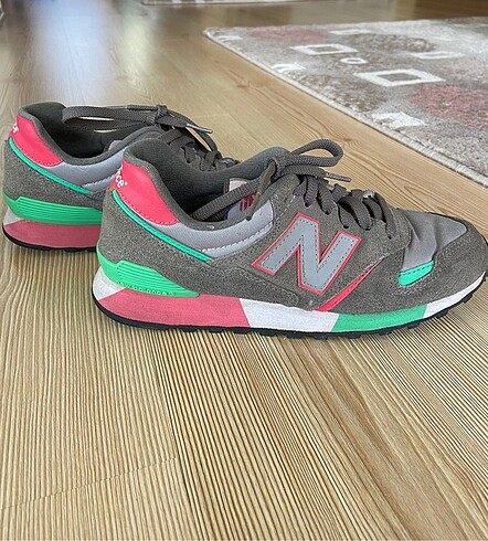 New Balance 446