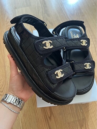 Diğer Chanel sandalet