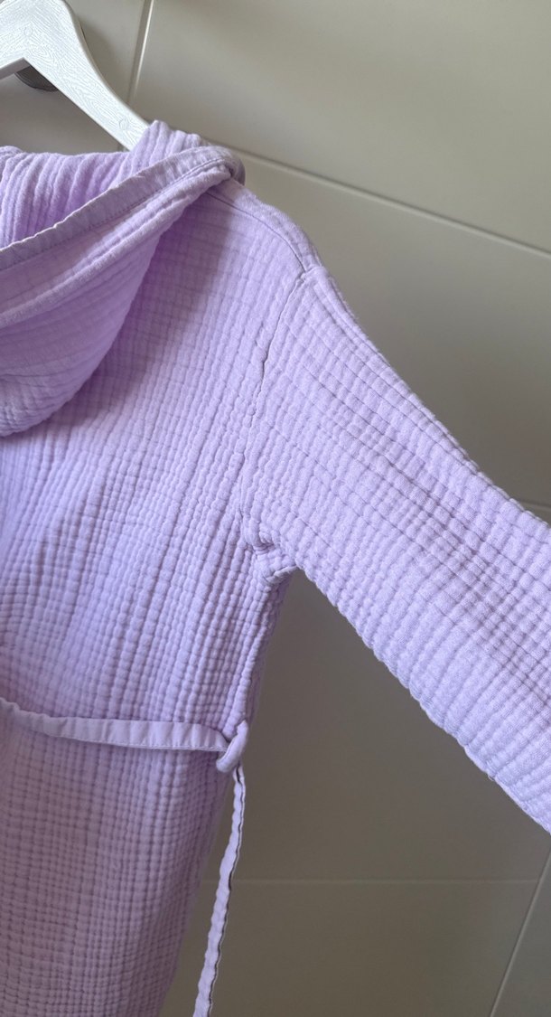 Kız Çocuk Lila Keten Bornoz Kapüşonlu - Görsel 4