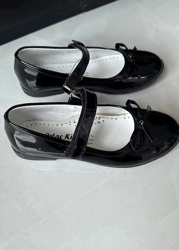 Kız Çocuk Siyah Rugan Babet - Görsel 2