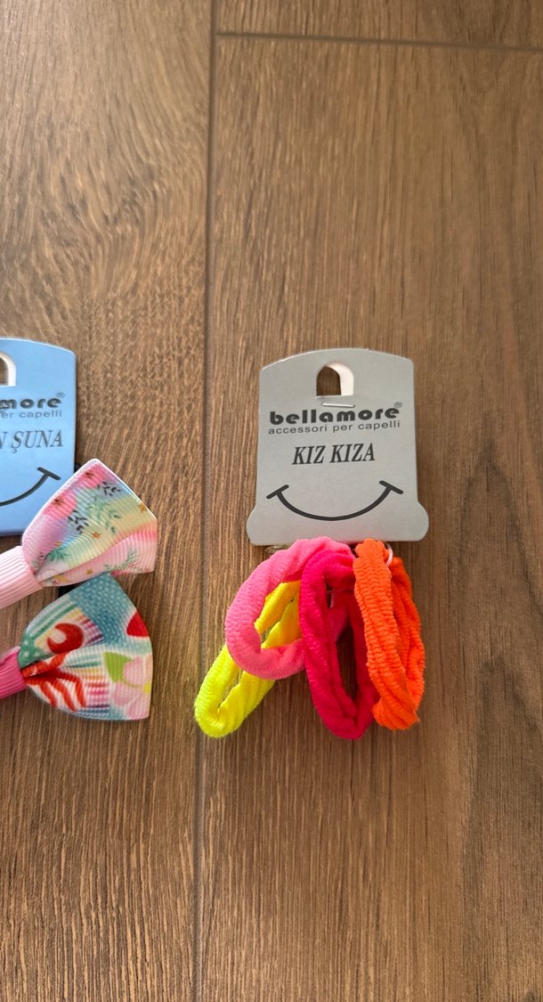 Renkli Tie-Dye Desenli Çocuk Toka ve Fiyonk Seti - Görsel 3