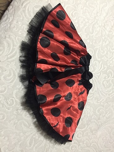 Puantiyeli etek