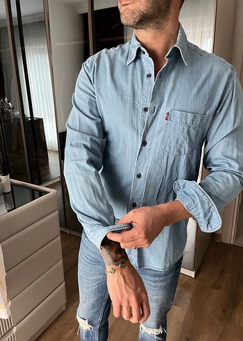 Levis Dugmeli Acik Mavi Denim Erkek Gomlek