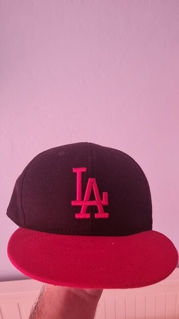LA LAKERS ŞAPKASI