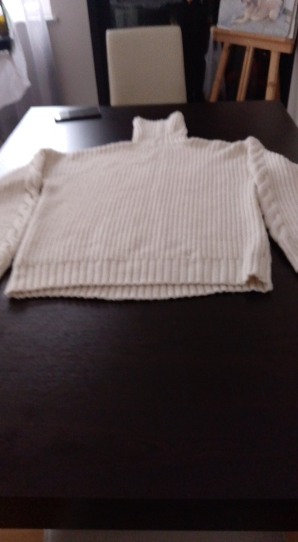 Bej Boğazlı Kadın Triko Kazak - Görsel 4