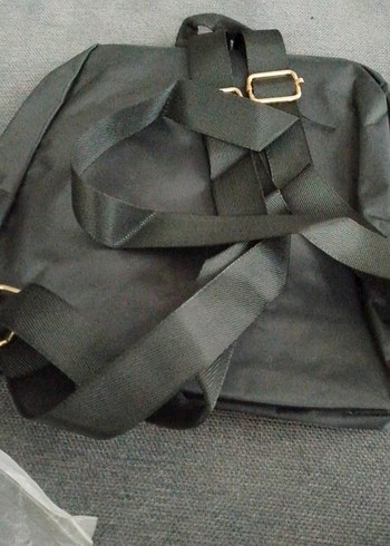 Siyah Fermuarlı Kadın Sırt Çantası - Görsel 5