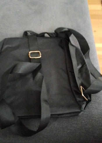 Siyah Fermuarlı Kadın Sırt Çantası - Görsel 3