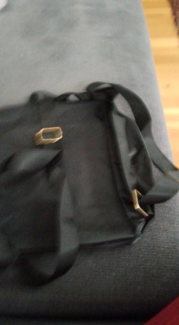 Siyah Fermuarlı Kadın Sırt Çantası - Görsel 4