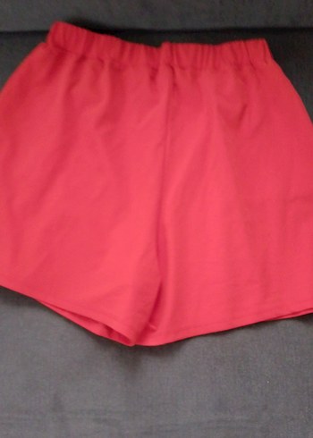 LC Waikiki vision kırmızı renk şort - Görsel 6