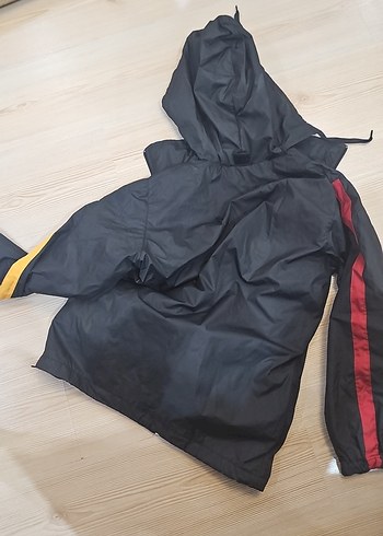 Kapüşonlu Siyah Erkek Rüzgarlık - Görsel 2