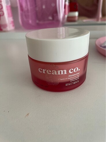 Cream co. Nemlendirici