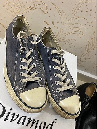 Converse