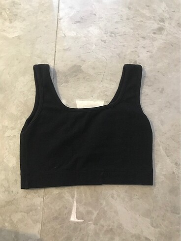 Stradivarius crop