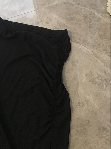 l Beden Yırtmaçlı etek