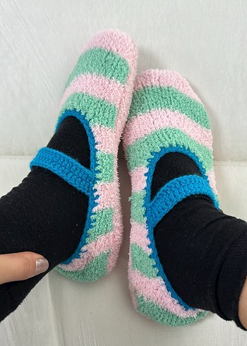 Kızlar için Renkli Örgü Sıcak Ev Terlikleri - Görsel 5