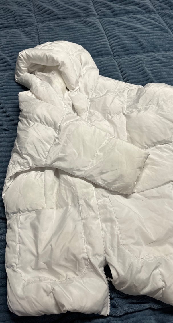 Bebek Beyaz Kapüşonlu Kışlık Mont - Görsel 3