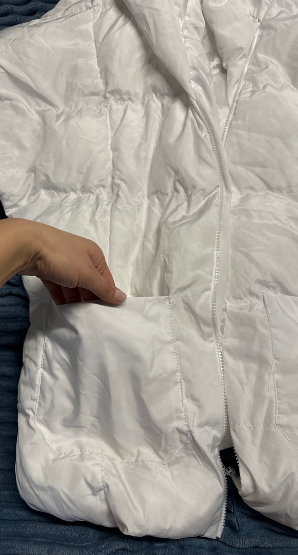 Bebek Beyaz Kapüşonlu Kışlık Mont - Görsel 4