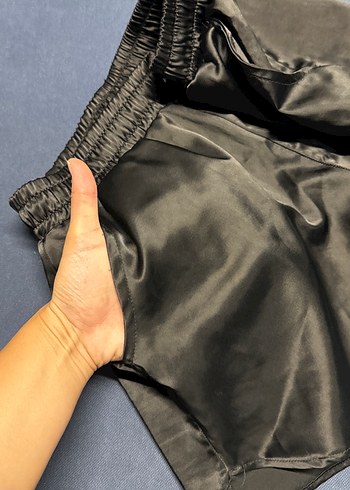m Beden kahverengi Renk Parlak siyah Mini Saten Şort