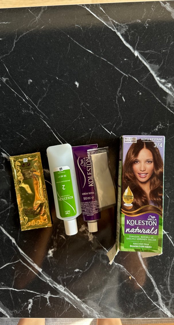 Koleston Naturals Kalıcı Krem Saç Boyası Koyu Kestane 3/4 - Görsel 4