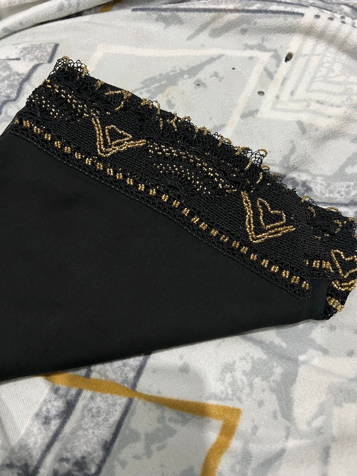 Boncuk İşlemeli Siyah Bohem Kadın Şal - Görsel 2