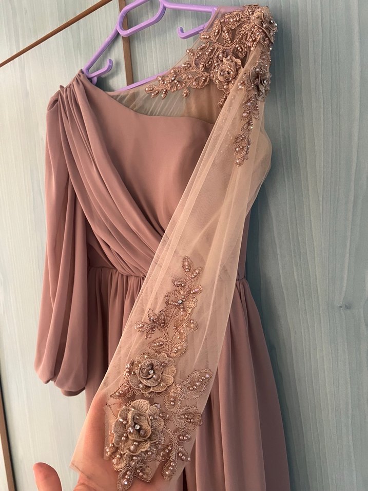 Bej Uzun Kollu Drapeli Abiye Elbise - Görsel 3