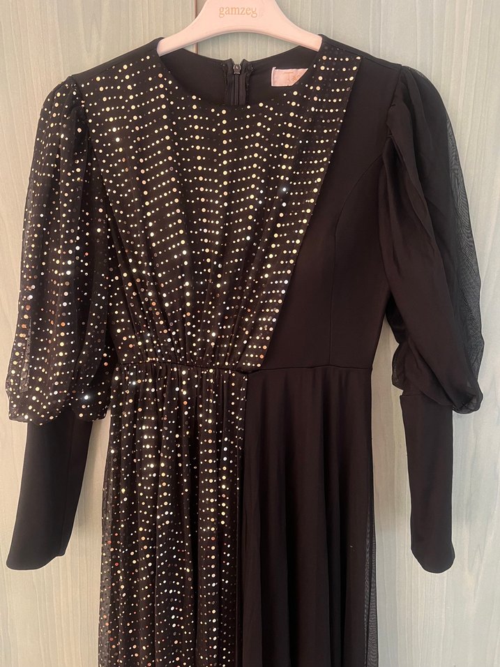 Siyah Uzun Drapeli Gotik Elbise - Görsel 2