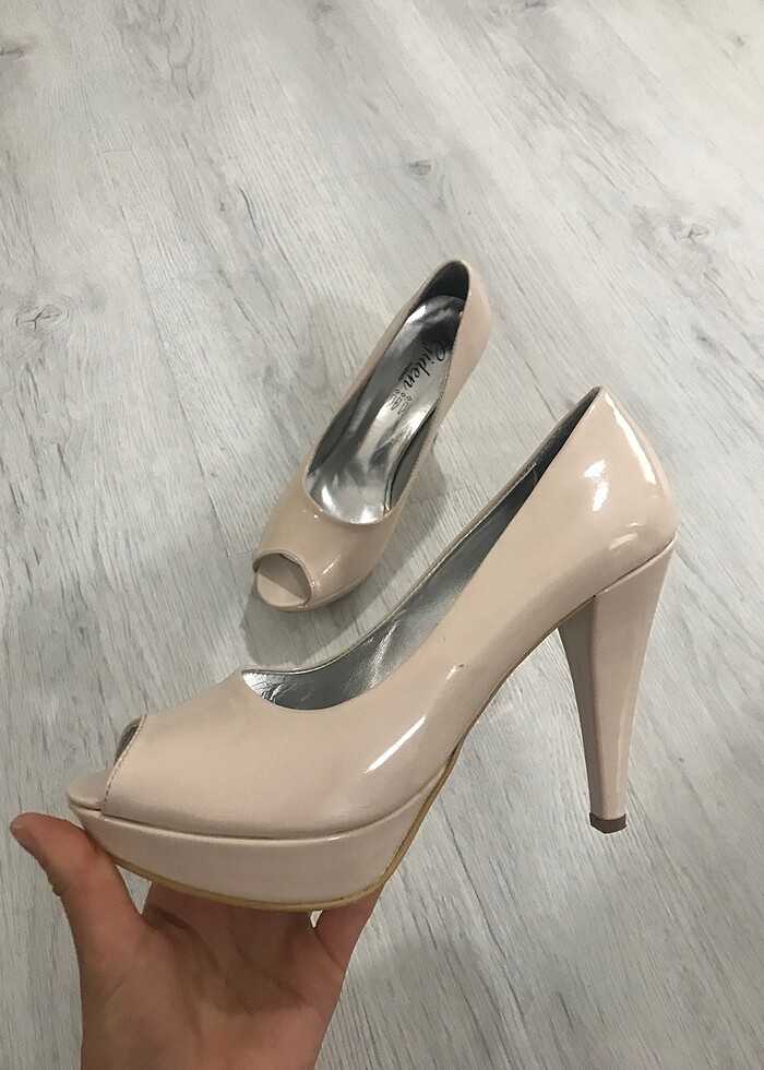 Dolgu topuk ayakkabı - Görsel 3