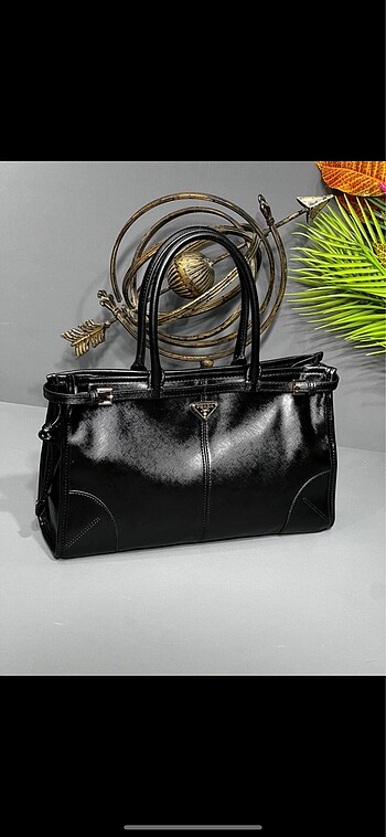 Prada Çanta