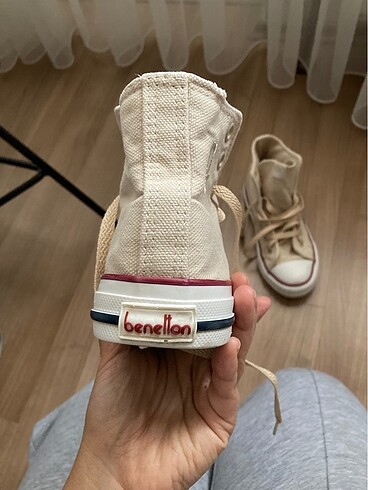 34 Beden ten rengi Renk Benetton çocuk ayakkabısı