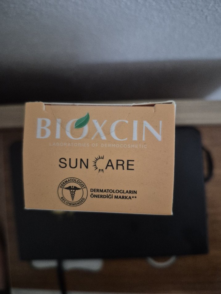 Bioxcin SPF 50 Çok Yüksek Koruma Güneş Kremi - Görsel 4