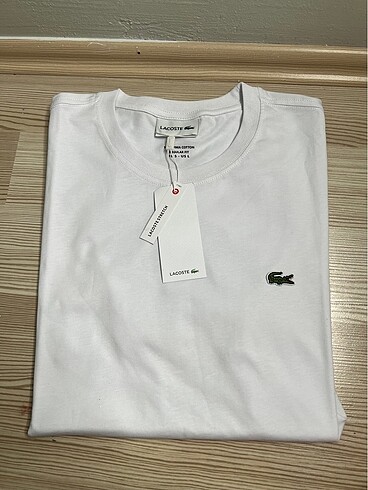 L beden lacoste tsirrt