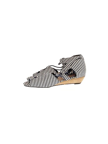 Asos Sandalet %70 İndirimli.