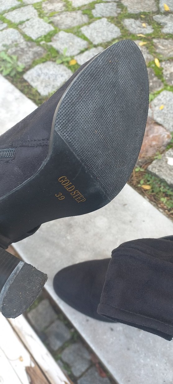 Siyah Süet Tokalı Blok Topuklu Bot - Görsel 4