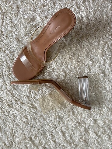 Zara şeffaf topuklu sandalet