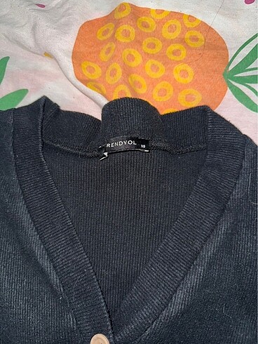 Trendyol & Milla Siyah crop kazak