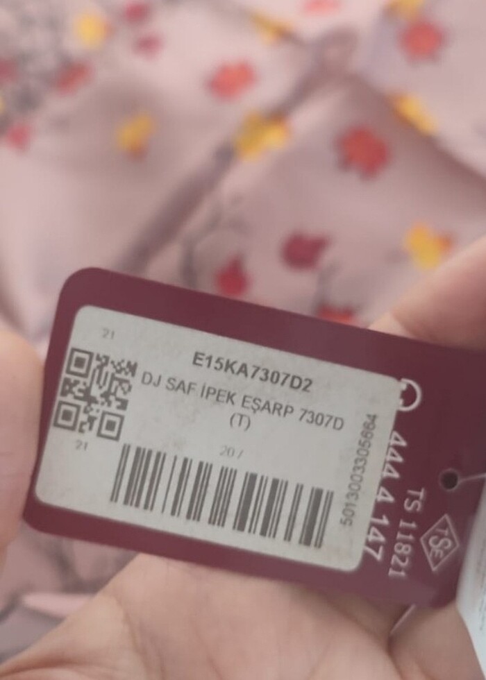 Armine İpek esarp - Görsel 4