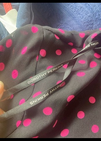 Puantiye Desenli V Yakalı Uzun Kadın Elbise - Görsel 2