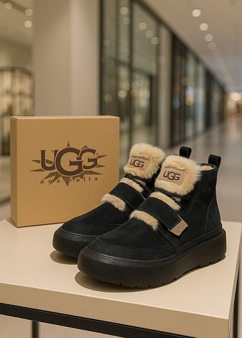 Siyah UGG Kadın Platform Topuklu Bot