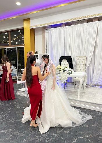 s Beden Kırmızı Straplez Midi Elbise