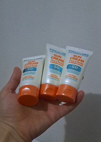 PROCSIN Yüz ve Vücut Güneş Kremi SPF 50+ - Görsel 3