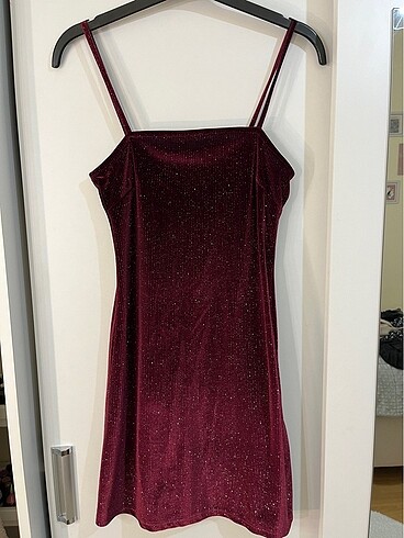 bordo simli mini elbise