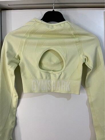 Diğer gymshark üst