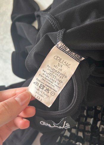 V Yaka Kemerli Siyah elbise - Görsel 7