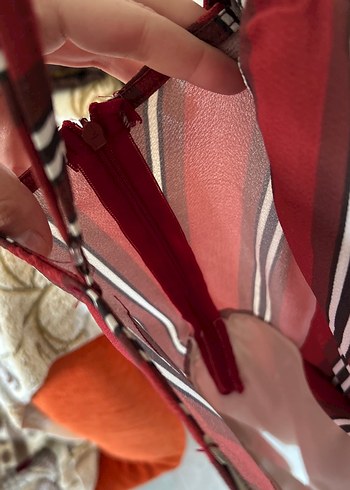 Bordo Çizgili V Yaka Kısa Tulum - Görsel 6