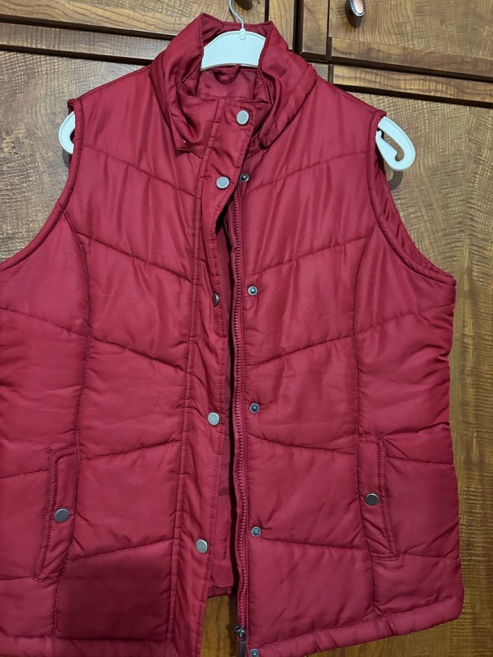 Düğmeli Bordo Kadın Yelek - Görsel 2