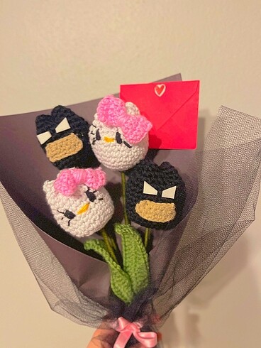  hello kitty batman amigurumi buket