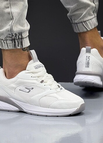 Diğer Skechers Kadın Spor Ayakkabı