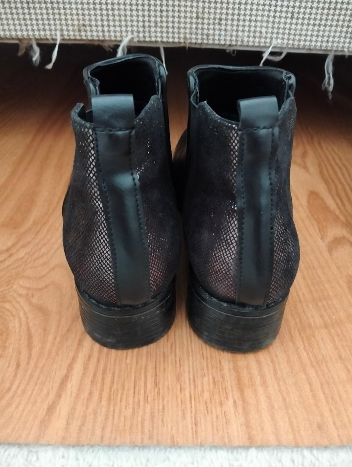 Kadın Siyah Parlak Tokalı Blok Topuk Bot - Görsel 2