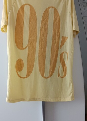 Kadın Sarı 90's baskılı tişört 