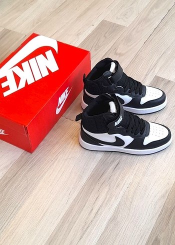 37 Beden siyah Renk Nike court Siyah-Beyaz basket Spor Ayakkabı